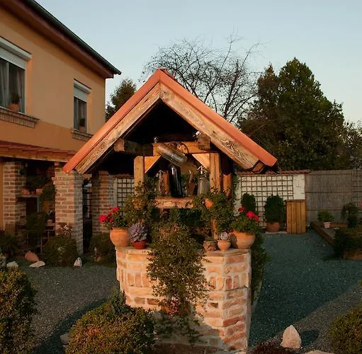 Vendégház La Pergola 3*